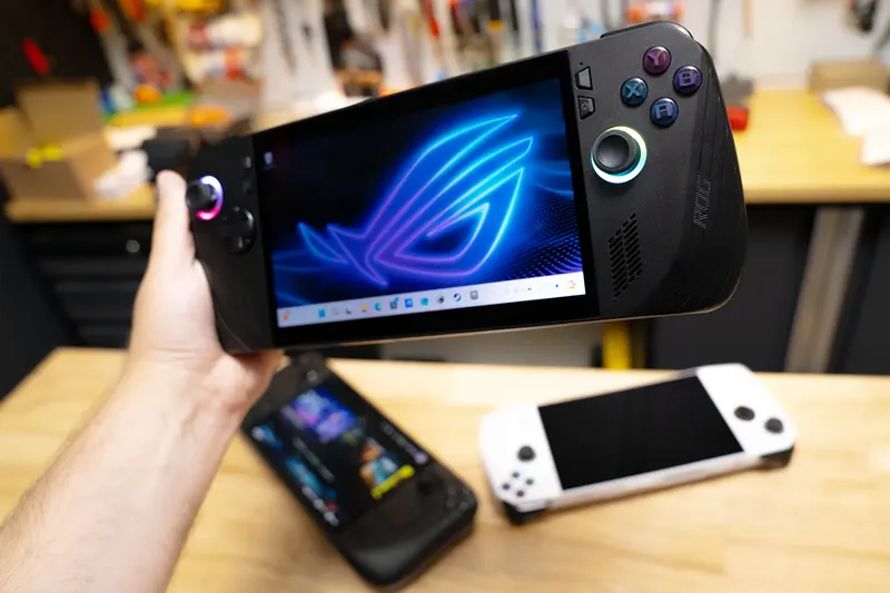 ROG Ally Gaming Handheld image 3
