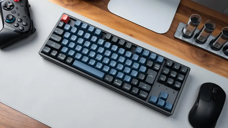 K8 Pro Wireless Mechanical Keyboard image 3